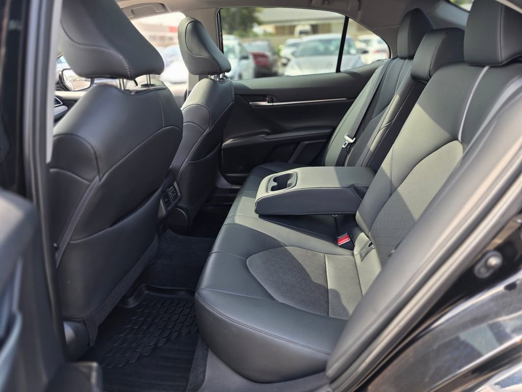 Used 2024 Toyota Camry XSE FWD image 15