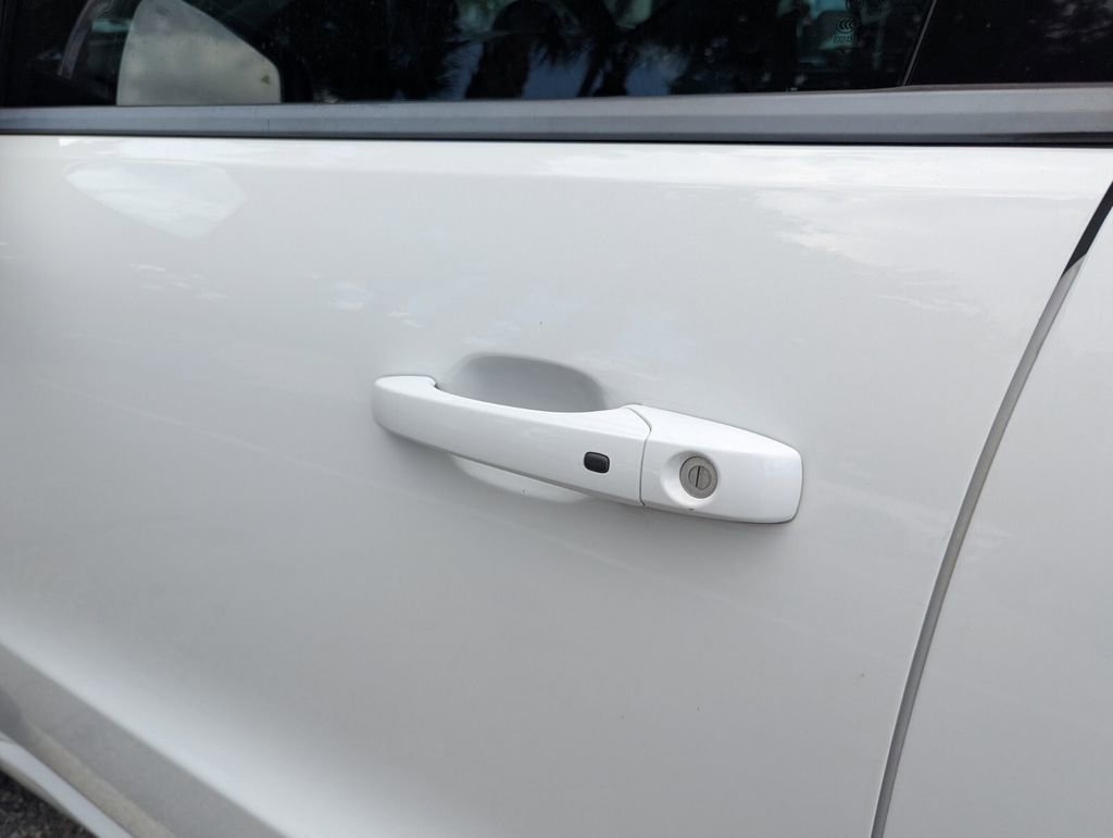 Used 2019 Dodge Durango SRT w/ Technology Group AWD/4WD image 20