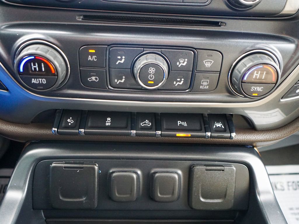 Used 2016 Chevrolet Silverado 1500 LTZ w/ Texas Edition image 30