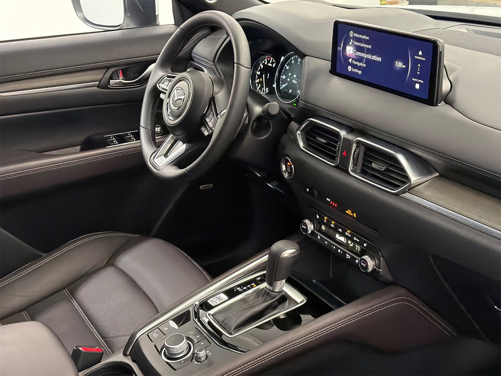 Used 2025 MAZDA CX-5 Signature image 11