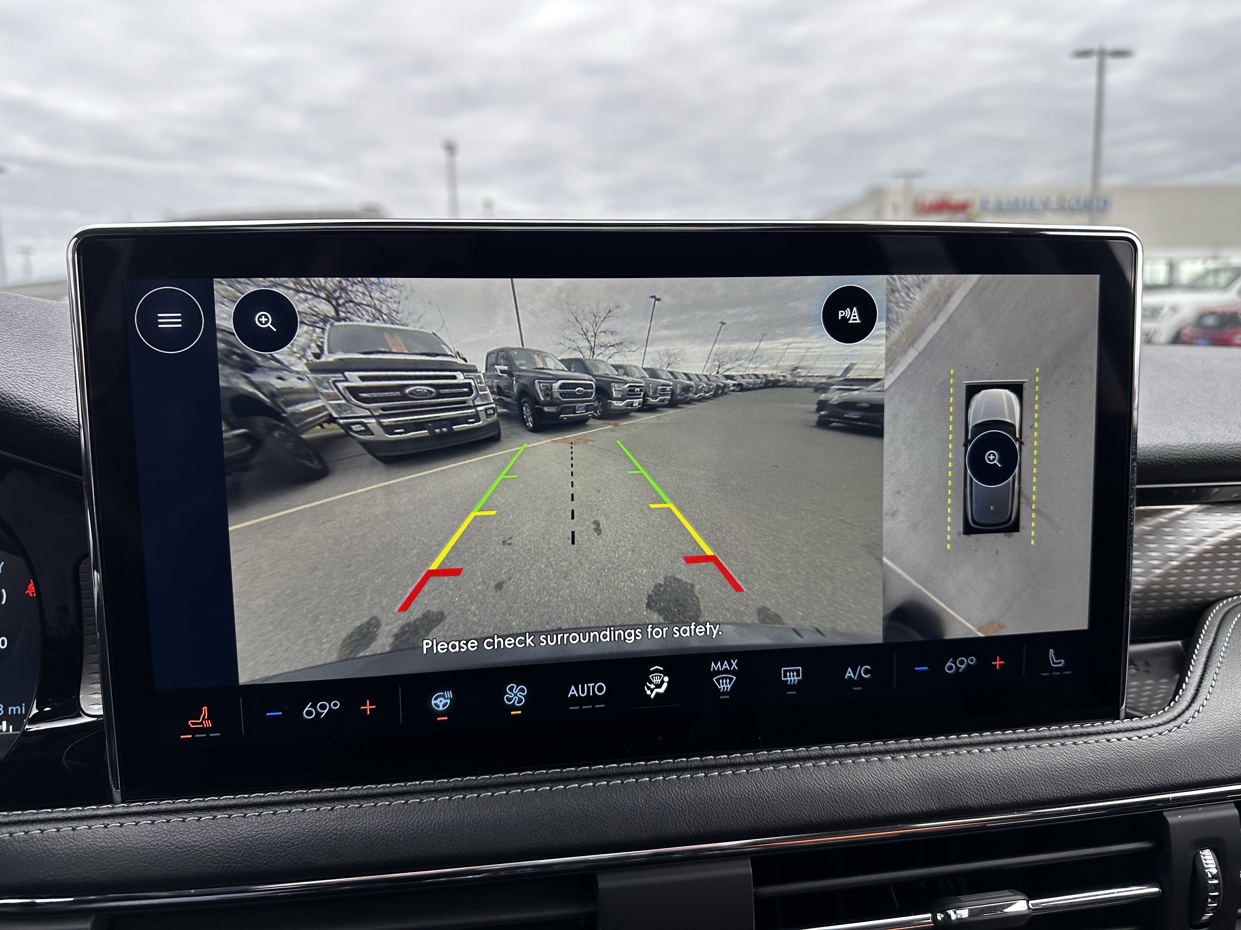 Used 2023 Lincoln Corsair Reserve w/ Equipment Group 201A image 23