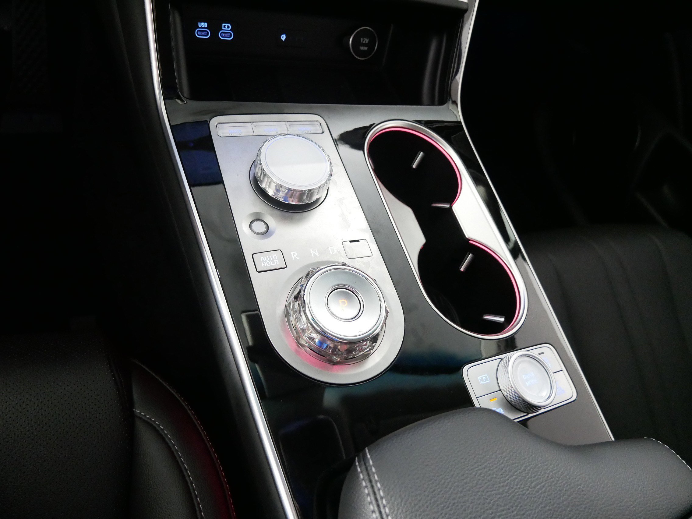 Used 2025 Genesis GV80 2.5T Standard image 24