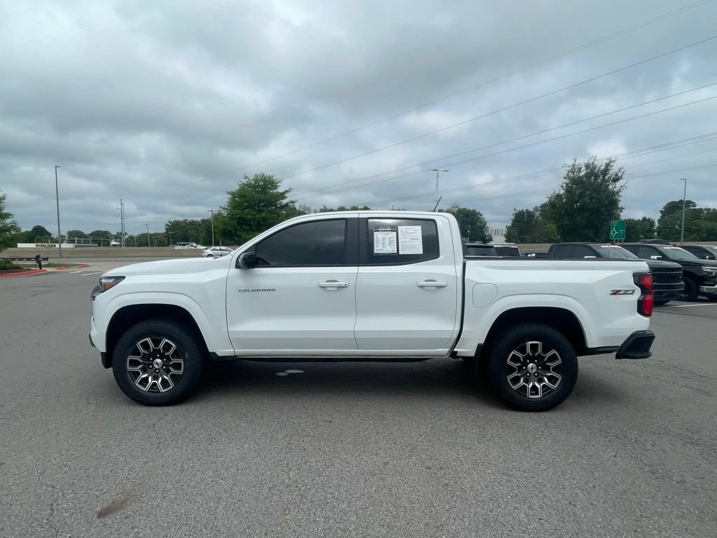 Used 2024 Chevrolet Colorado Z71 w/ Z71 Convenience Package 2 AWD/4WD image 4