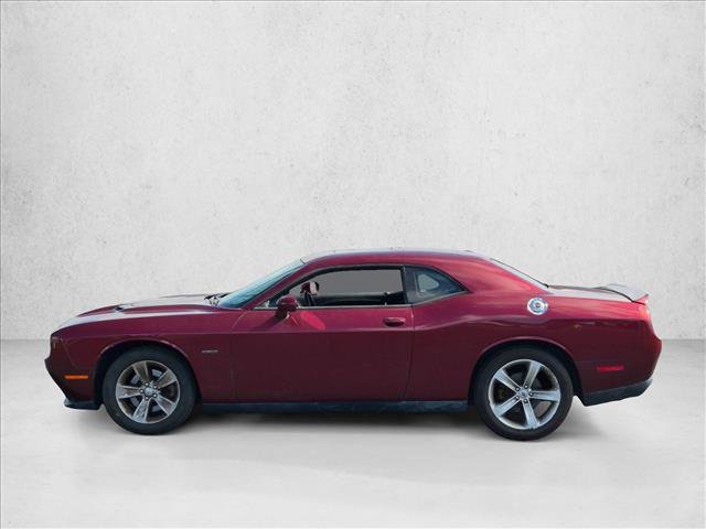 Used 2018 Dodge Challenger R/T RWD image 8