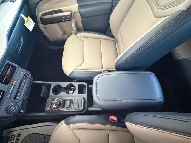 New 2026 Ford Maverick Lariat w/ 4K Tow Package AWD/4WD image 10