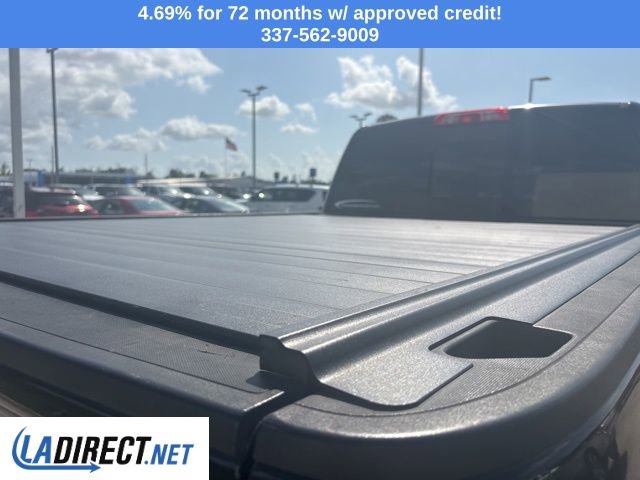 Used 2015 Chevrolet Silverado 2500 High Country w/ Duramax Plus Package AWD/4WD image 44