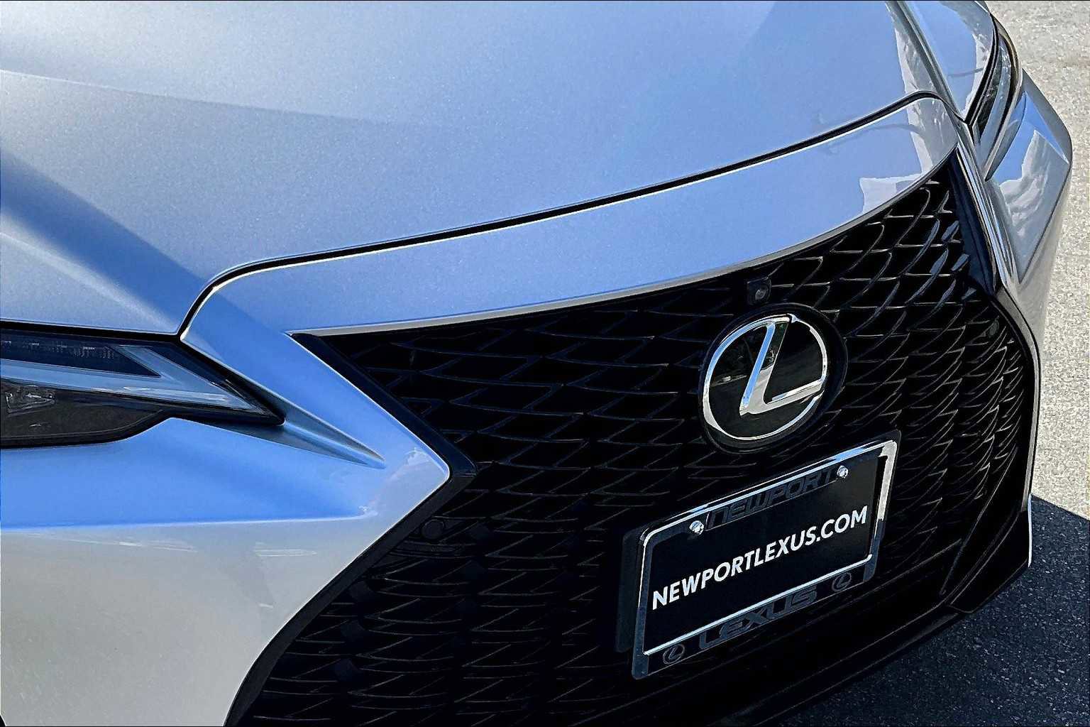 Used 2023 Lexus IS 350 F Sport image 21