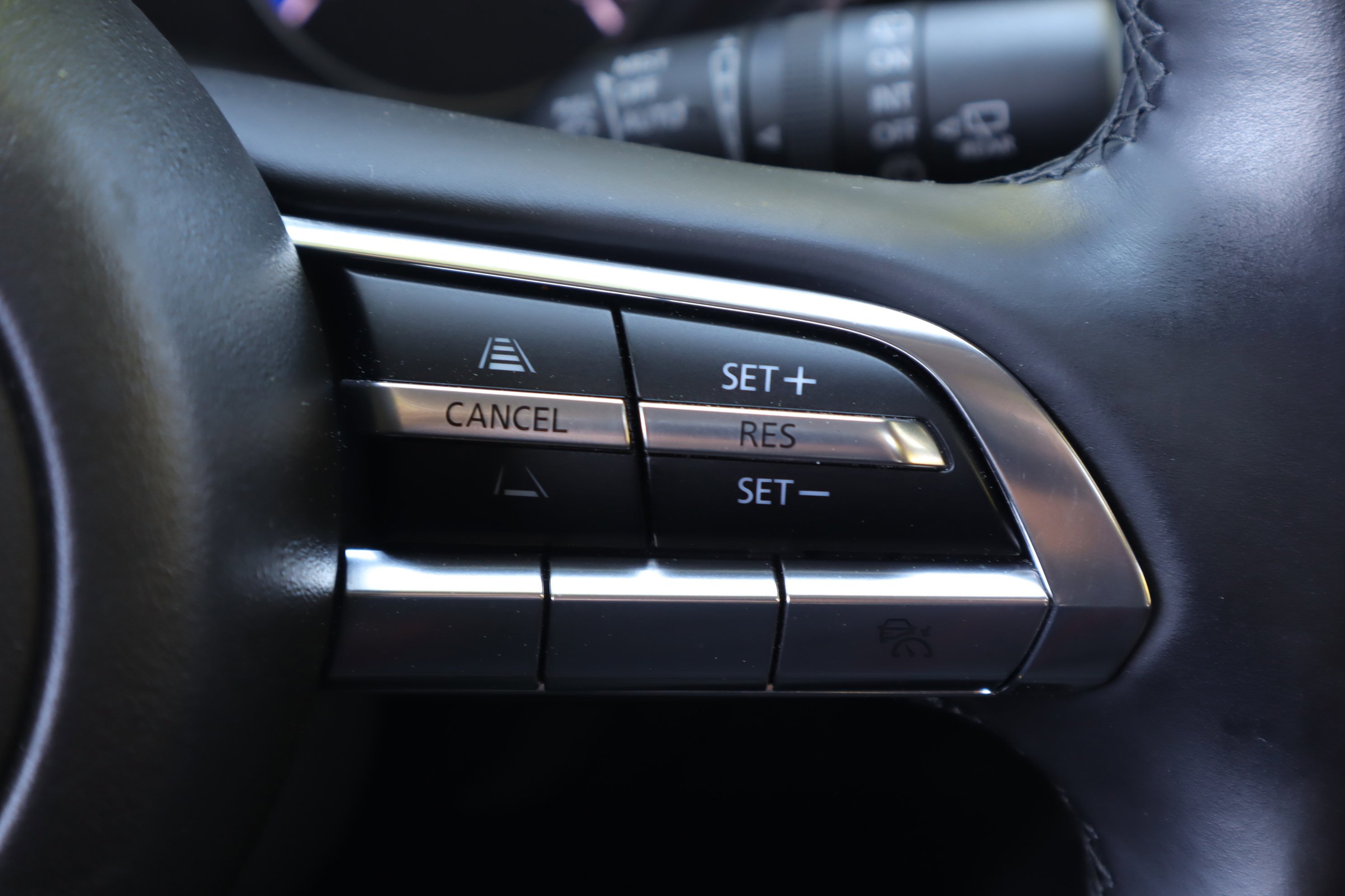 Certified 2023 MAZDA CX-30 AWD 2.5 S w/ Preferred Package image 17