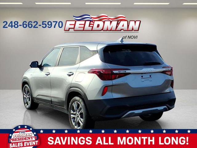 Used 2023 Kia Seltos LX image 3