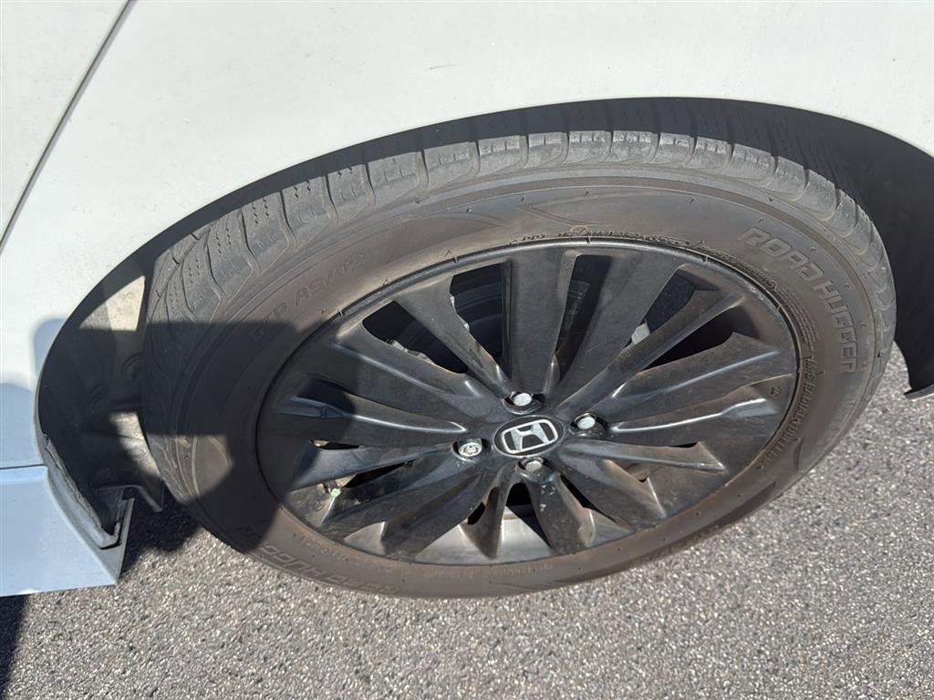 Used 2018 Honda Fit Sport image 11