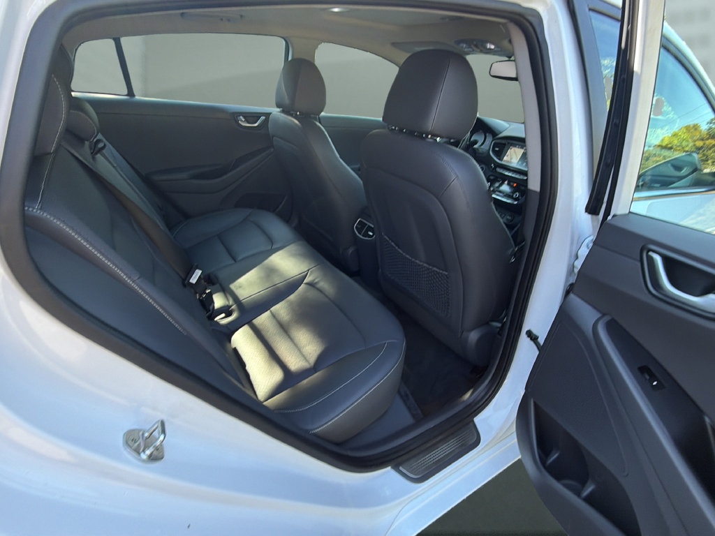 Used 2019 Hyundai Ioniq Limited FWD image 16