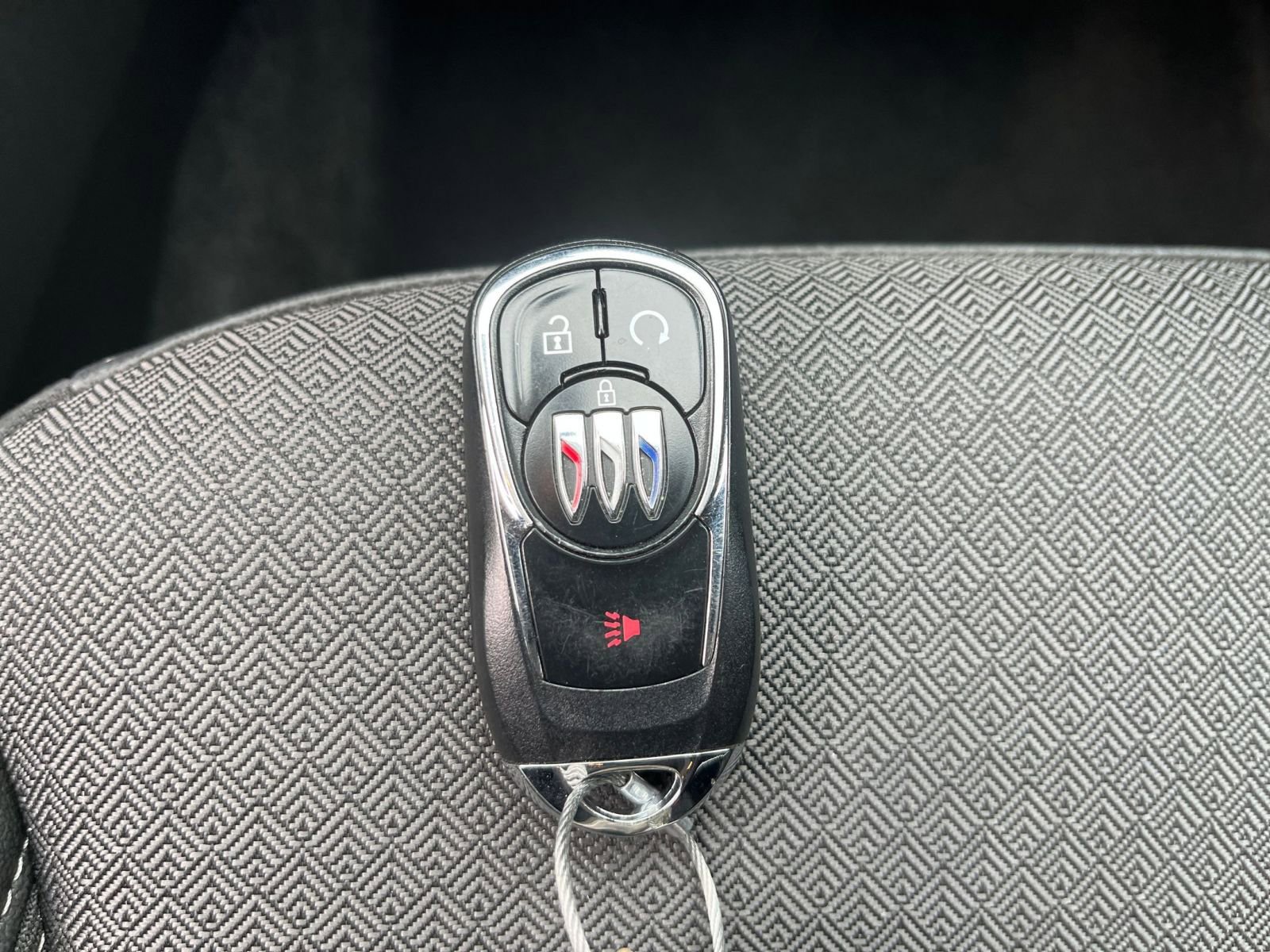 Used 2025 Buick Encore GX Preferred image 21