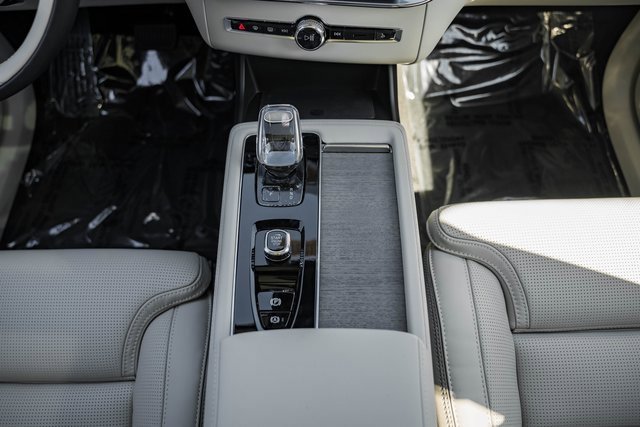 New 2026 Volvo XC90 B6 Ultra image 26