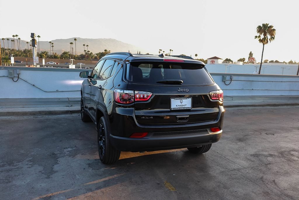 New 2026 Jeep Compass Latitude AWD/4WD image 7