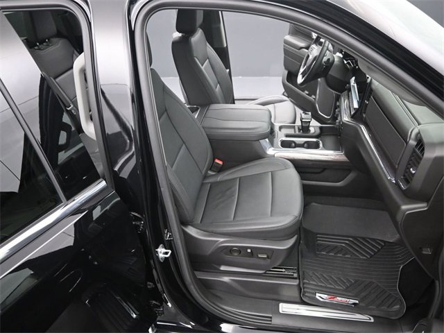 Used 2025 Chevrolet Silverado 1500 LTZ w/ LTZ Premium Package image 19