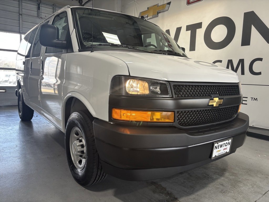 New 2025 Chevrolet Express 2500 w/ Driver Convenience Package image 38