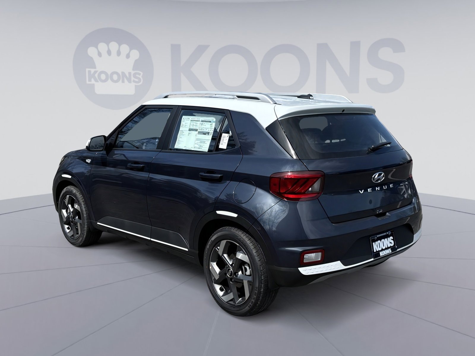 New 2026 Hyundai Venue SEL FWD image 4