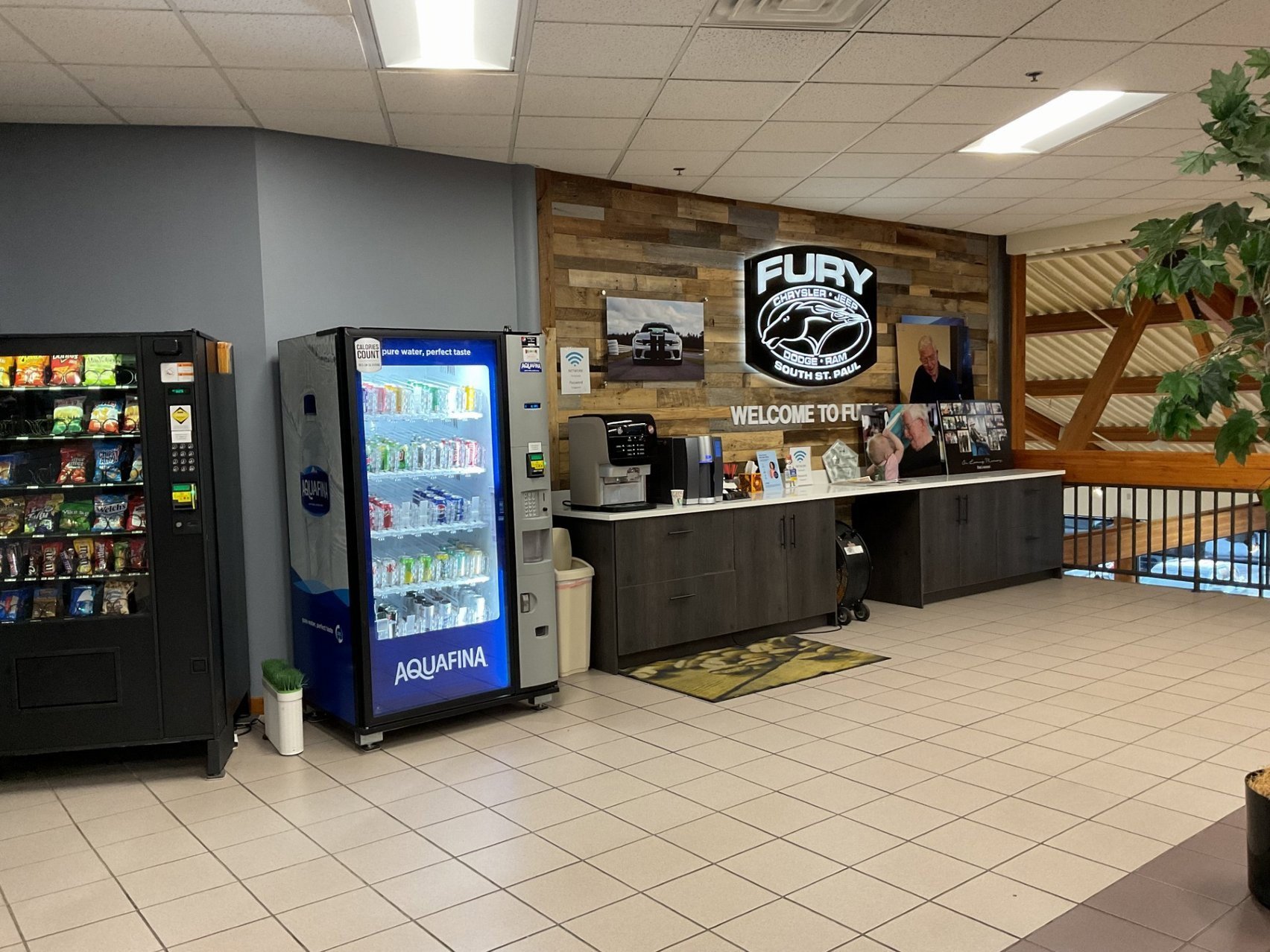 Used 2013 Dodge Charger SXT Plus image 39