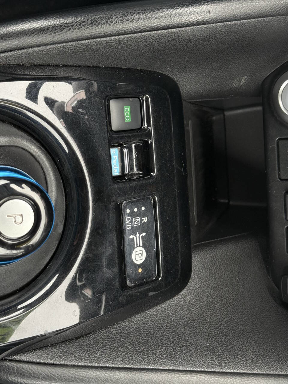 Used 2022 Nissan Leaf SL Plus image 27