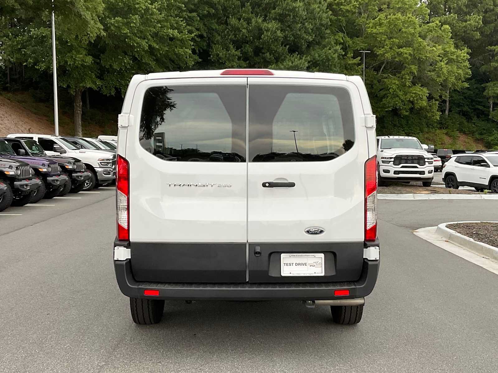 Used 2025 Ford Transit 250 Low Roof w/ Exterior Upgrade Package RWD image 4