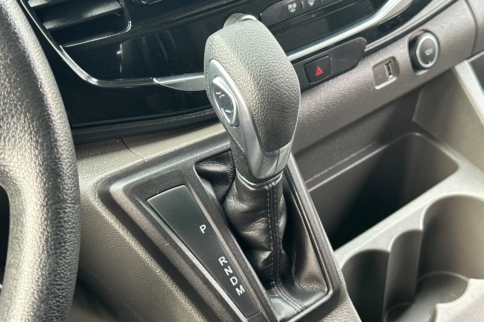 Used 2023 Ford Transit 350 XLT image 15