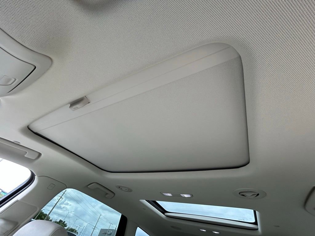 Used 2023 Buick Enclave Essence w/ Experience Buick Package image 36