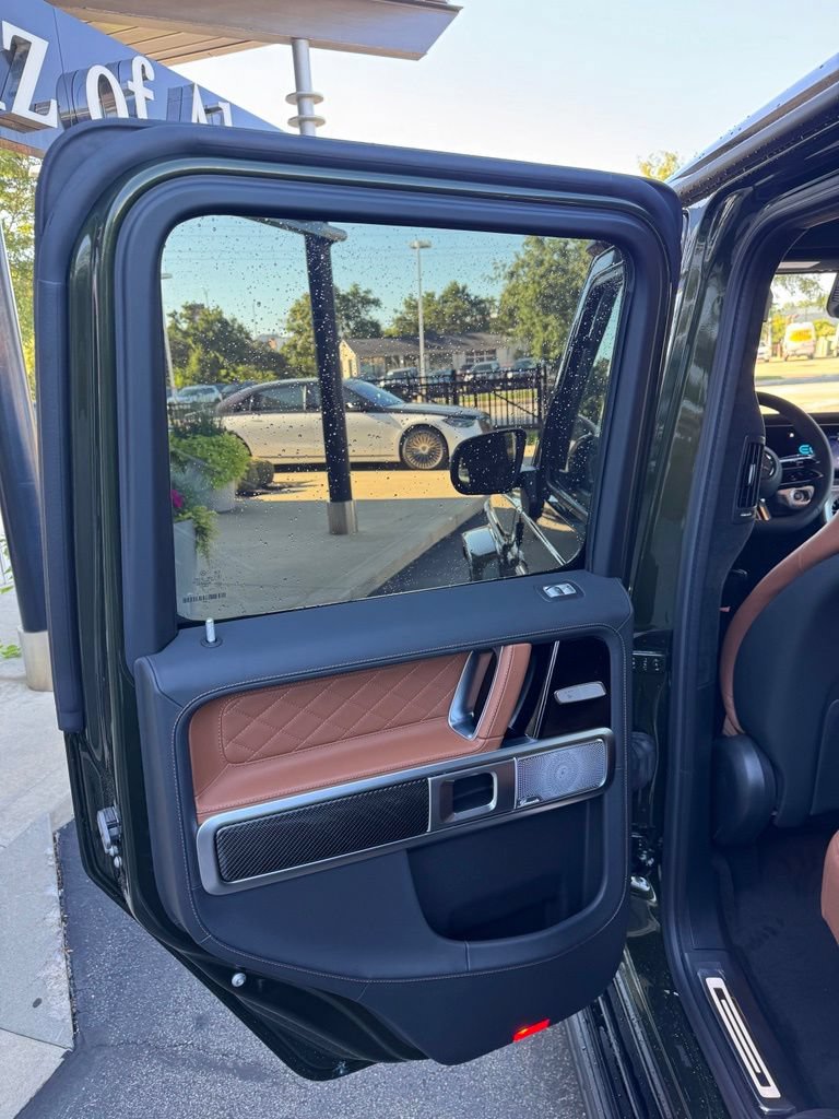New 2027 Mercedes-Benz G 580 e image 8