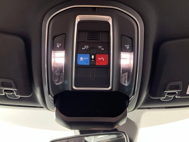 Used 2024 Jeep Grand Cherokee L Laredo RWD image 37