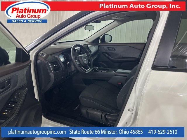 Used 2021 Nissan Rogue S image 10