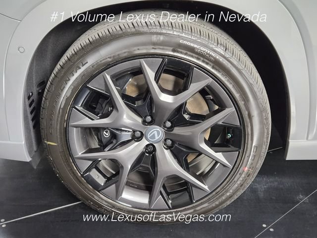 New 2026 Lexus TX 500h AWD image 9