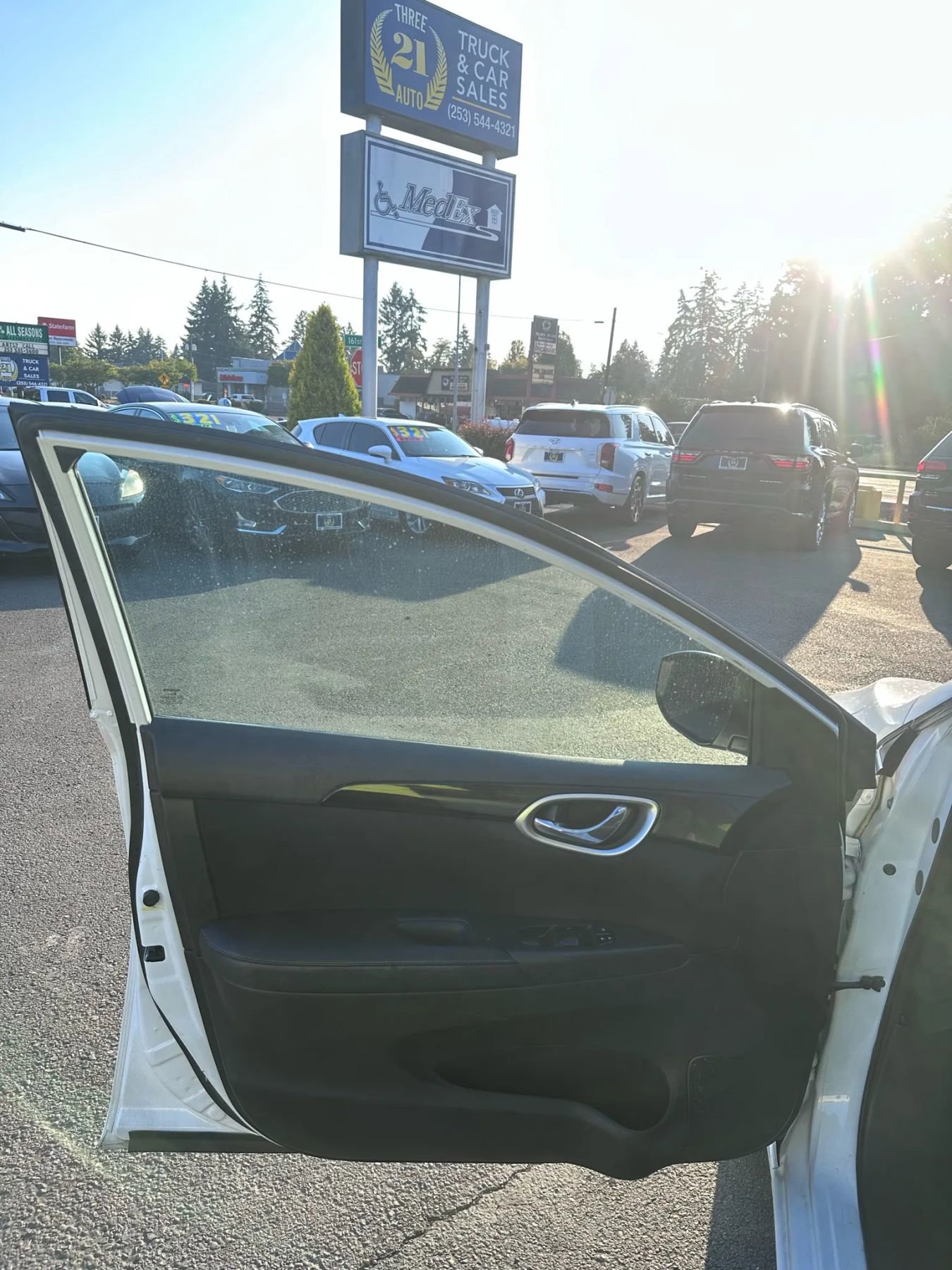 Used 2017 Nissan Sentra SV image 11