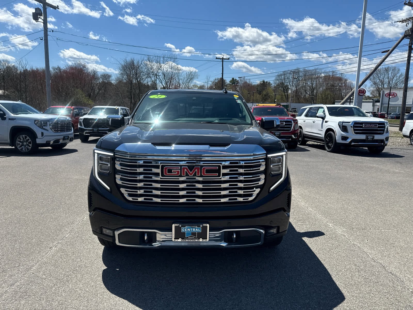 Certified 2024 GMC Sierra 1500 Denali w/ Denali Reserve Package AWD/4WD image 8