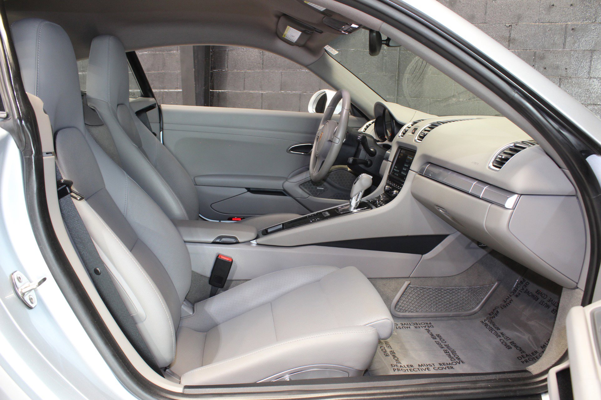 Used 2015 Porsche Cayman image 33