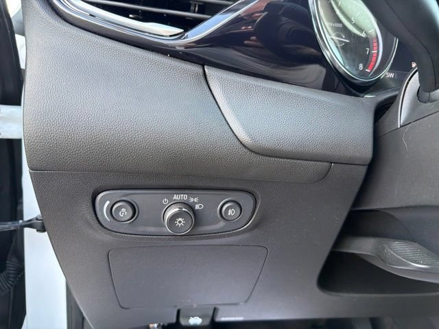 Used 2020 Buick Encore GX Preferred FWD image 19