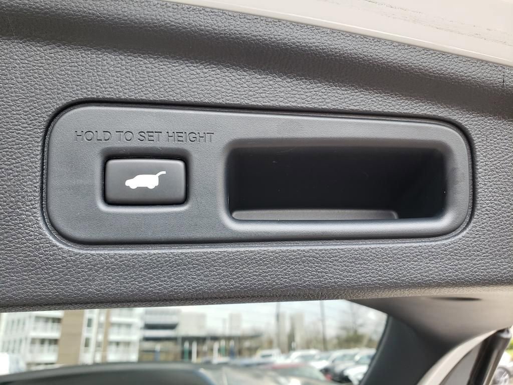 Certified 2023 Acura MDX SH-AWD w/ Advance Package image 9