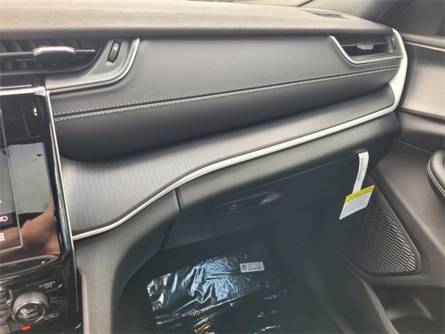 New 2025 Jeep Grand Cherokee Laredo X image 28