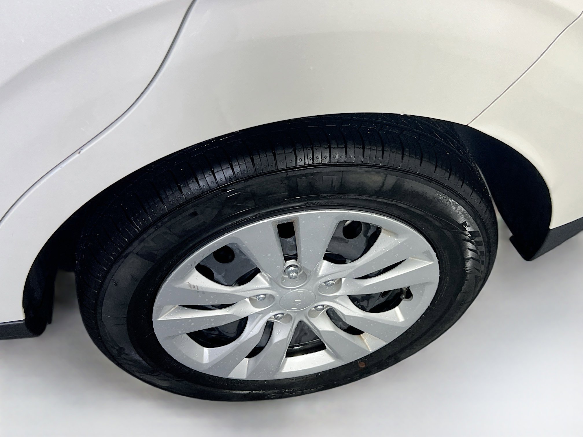 Used 2023 Kia Soul LX image 28