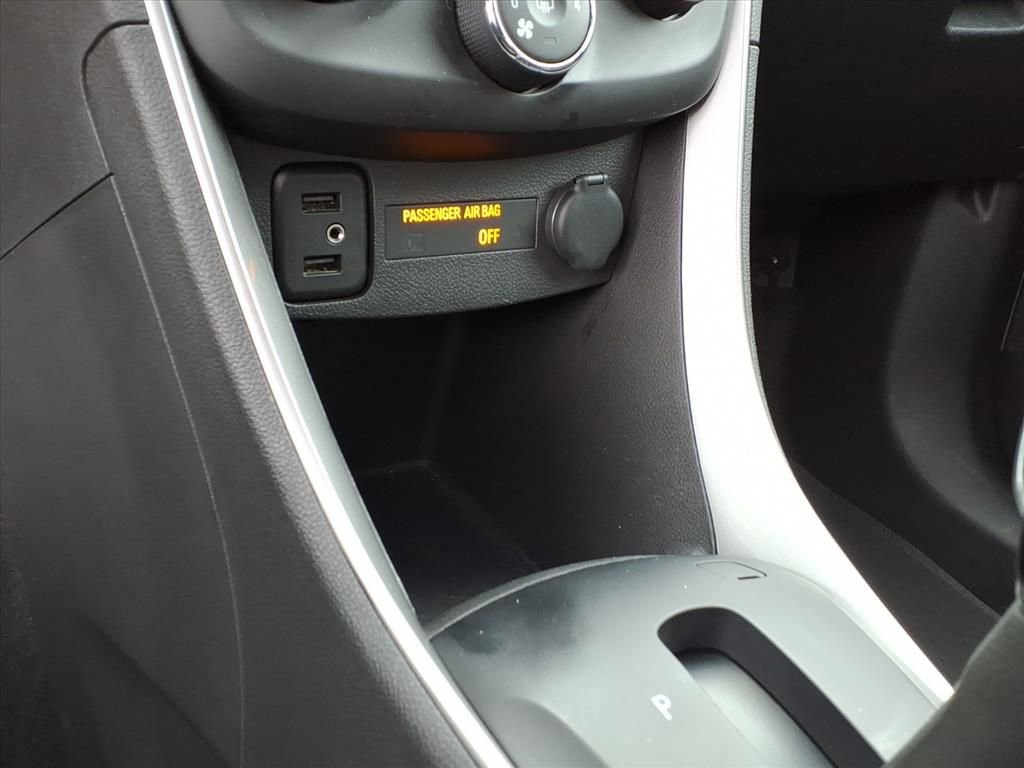 Used 2022 Chevrolet Trax LT w/ Sport Edition image 24