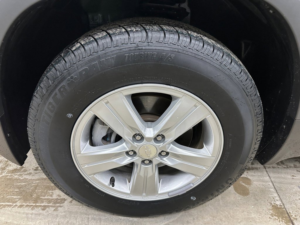 Certified 2021 Chevrolet Trax LS w/ Tint and Cruise Package image 30