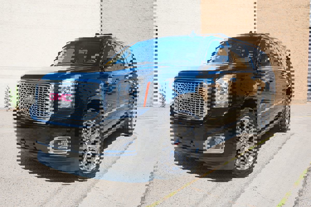 Used 2015 GMC Yukon XL Denali w/ Premium Package