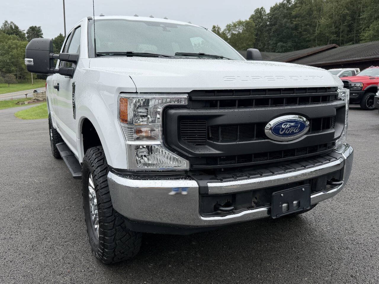 Used 2022 Ford F250 XL w/ Power Equipment Group AWD/4WD image 5