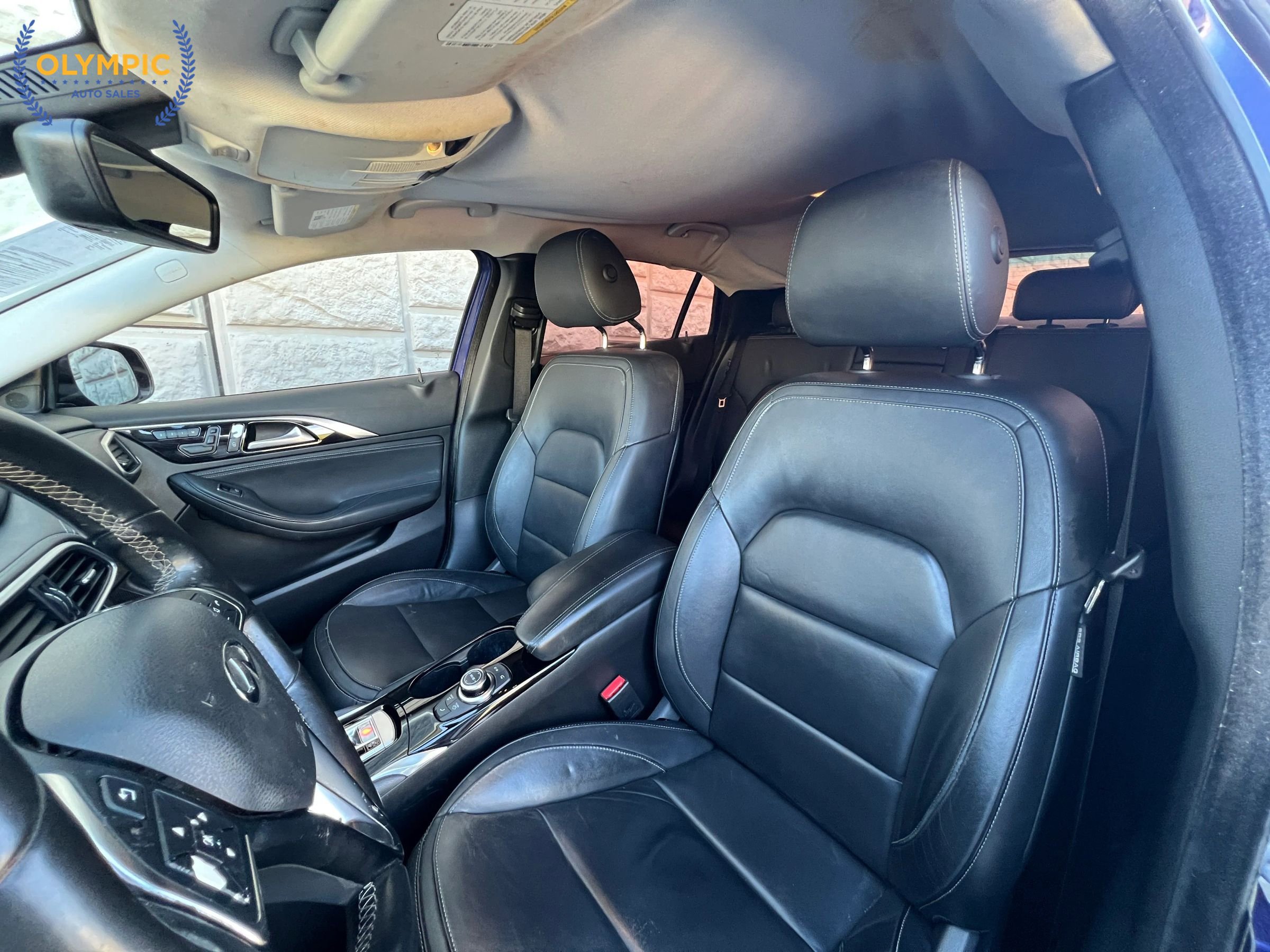 Used 2018 INFINITI QX30 Premium w/ Cargo Package AWD/4WD image 40