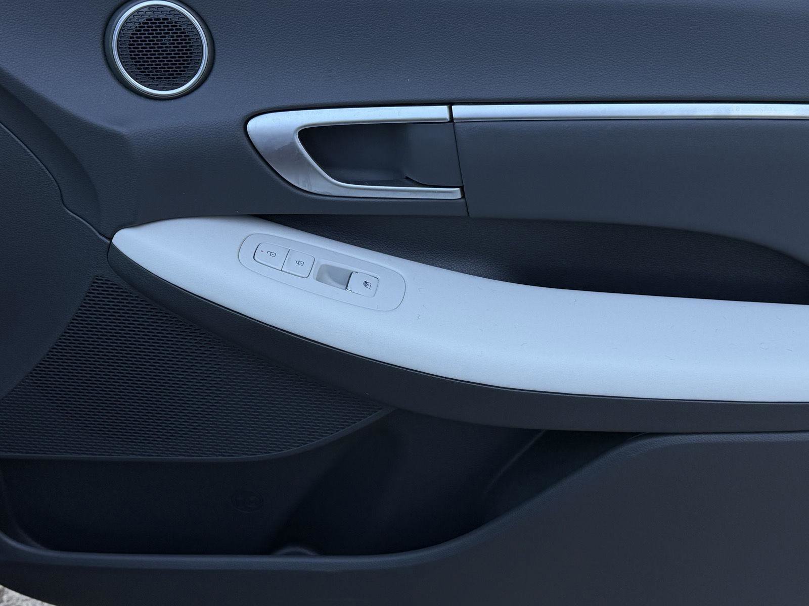 Certified 2024 Hyundai Sonata SEL w/ Convenience Package image 26