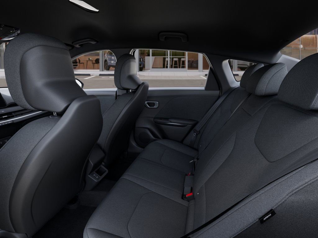 New 2026 Kia K4 LXS image 18