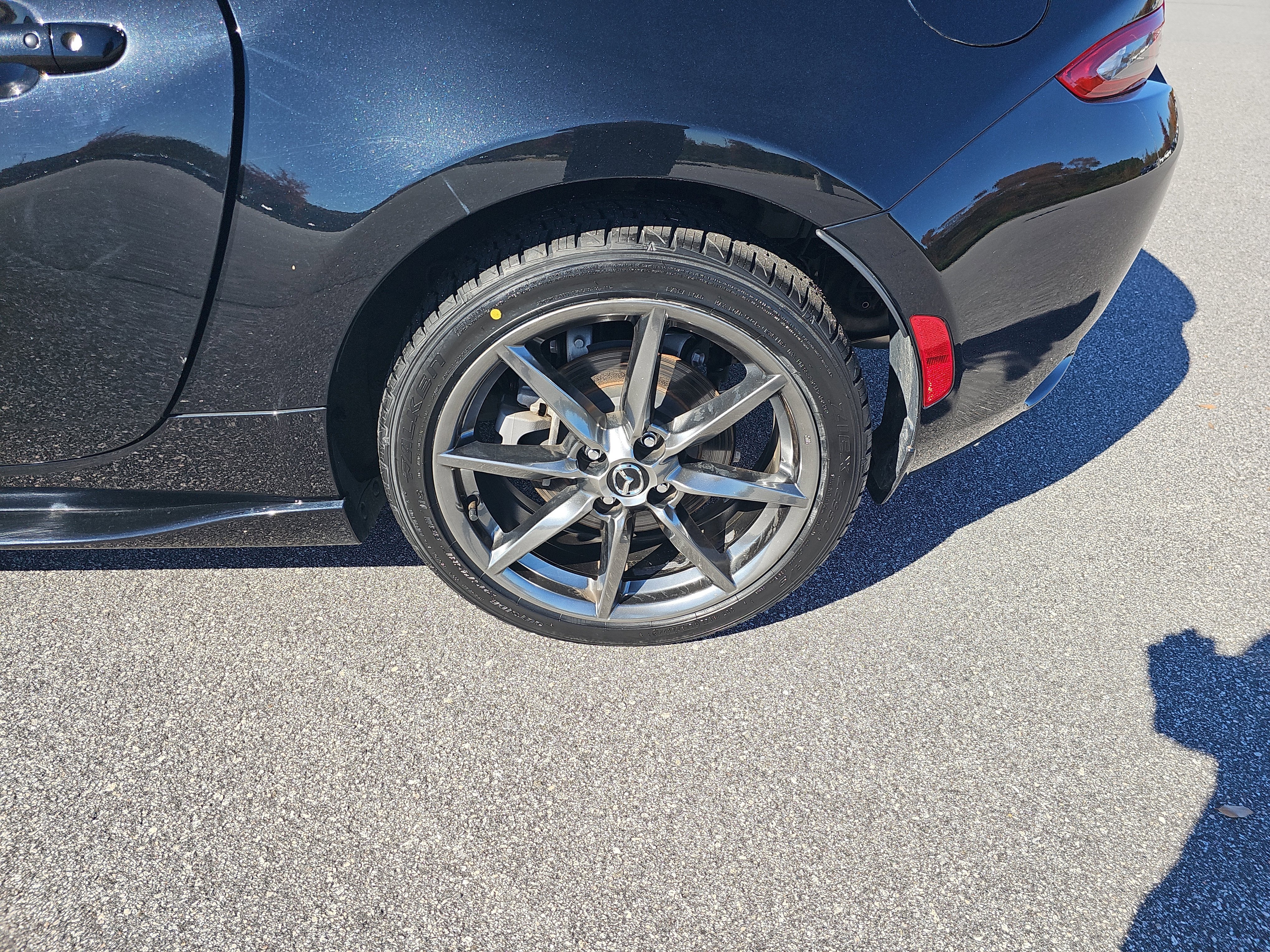 Used 2017 MAZDA MX-5 Miata RF Grand Touring image 26