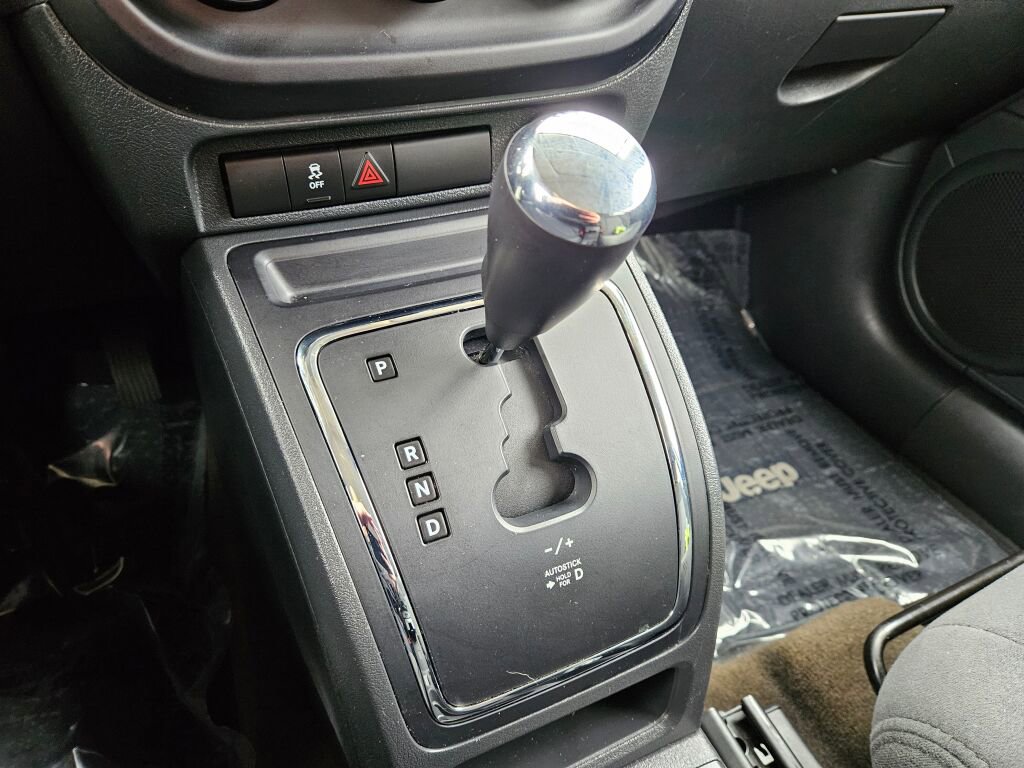 Used 2016 Jeep Patriot Sport w/ Power Value Group FWD image 22