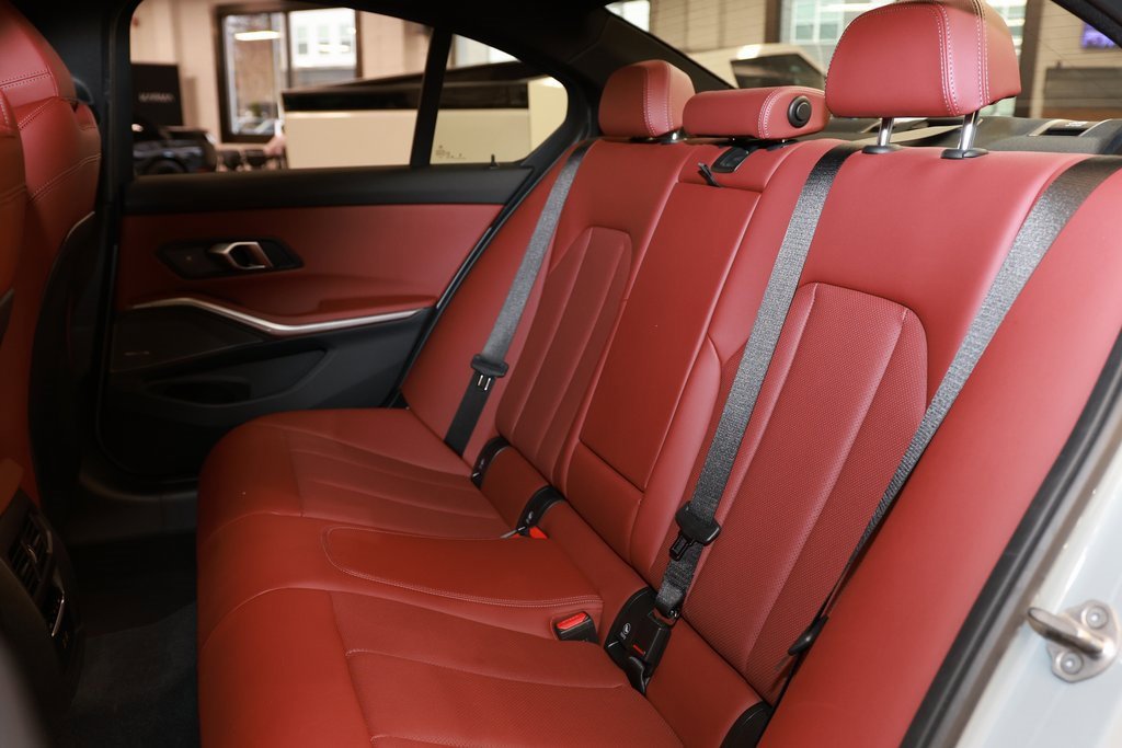 Used 2024 BMW M340i xDrive image 12