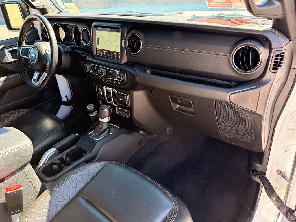 Used 2021 Jeep Wrangler Unlimited Sahara AWD/4WD image 15