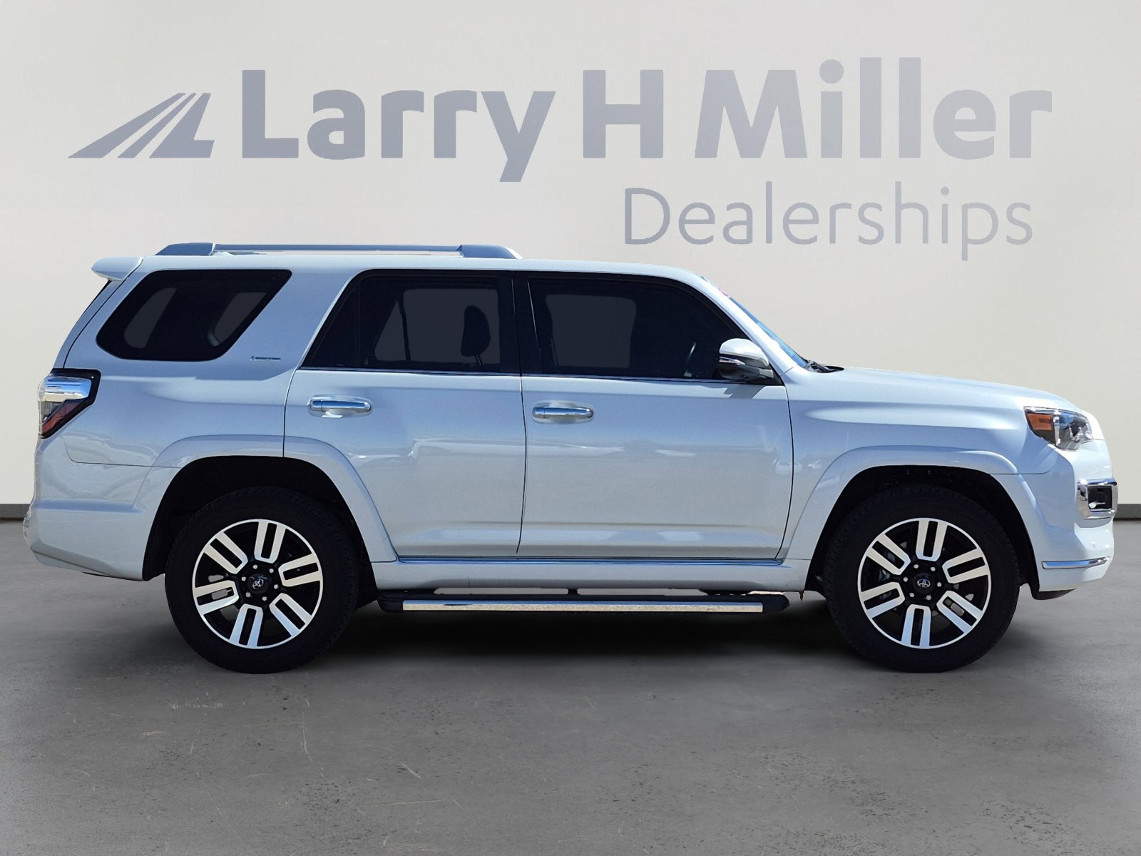 Used 2024 Toyota 4Runner Limited image 6