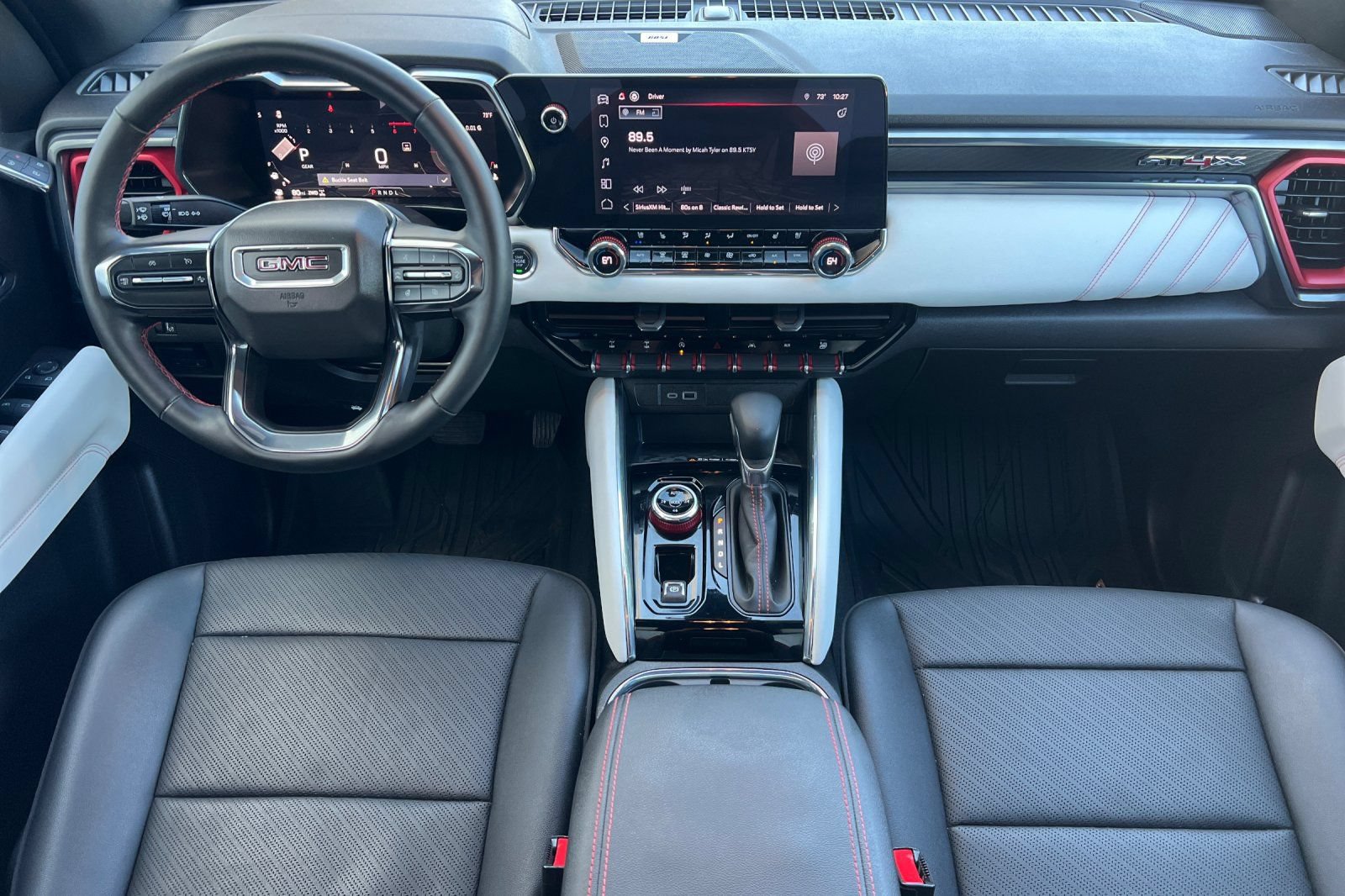 Used 2024 GMC Canyon AT4X AWD/4WD image 10